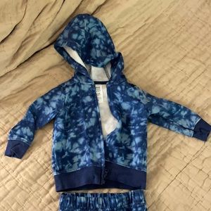 Boy’s Carter’s Athletic Set (2 pieces)